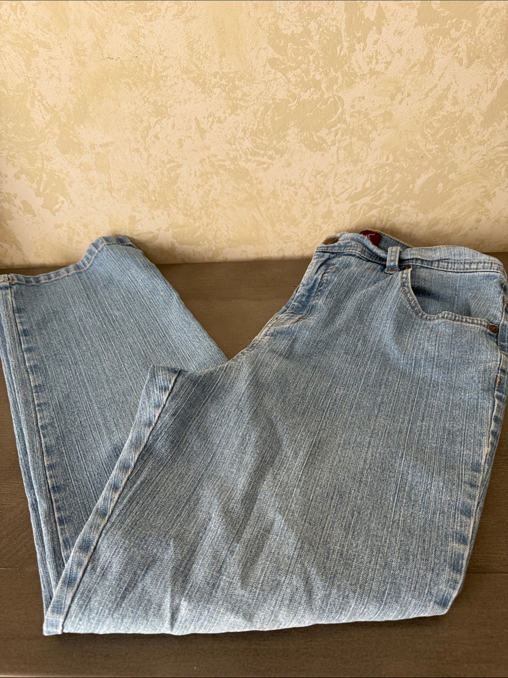 Gloria Vanderbilt Light Blue Straight-Leg Jeans
